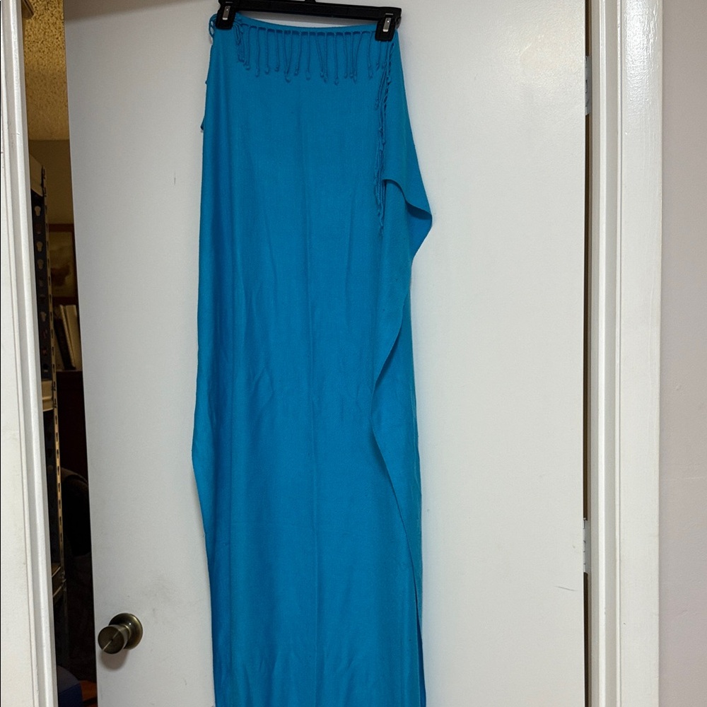 Elegant Blue Women's Shaw